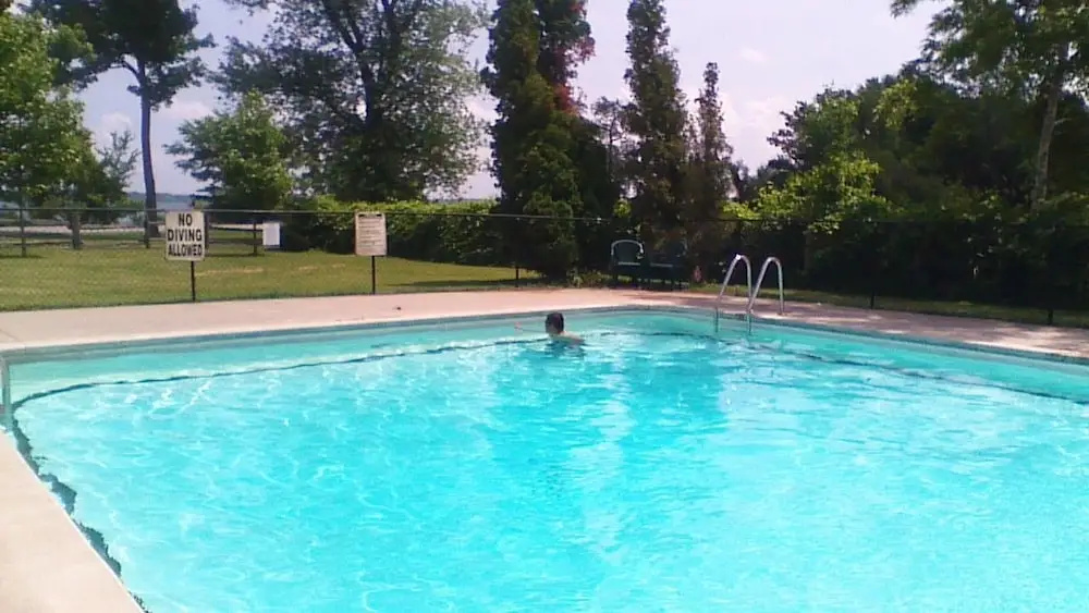 Riverside Park Motel and Campground