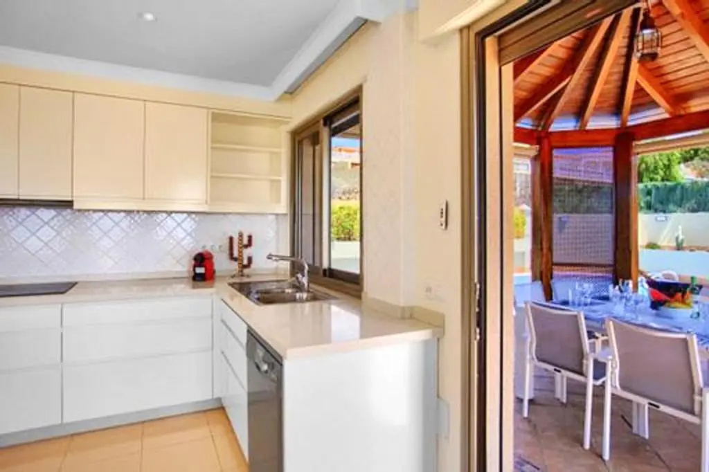 4 bedrooms chalet with sea view private pool and enclosed garden at Santiago del Teide 1 km away from the beach