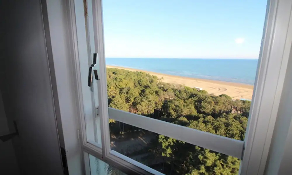 Spacious Apartment With sea View