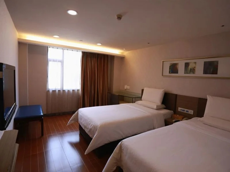 Shenzhen Futian Huaqiang South Feiyuan Hotel