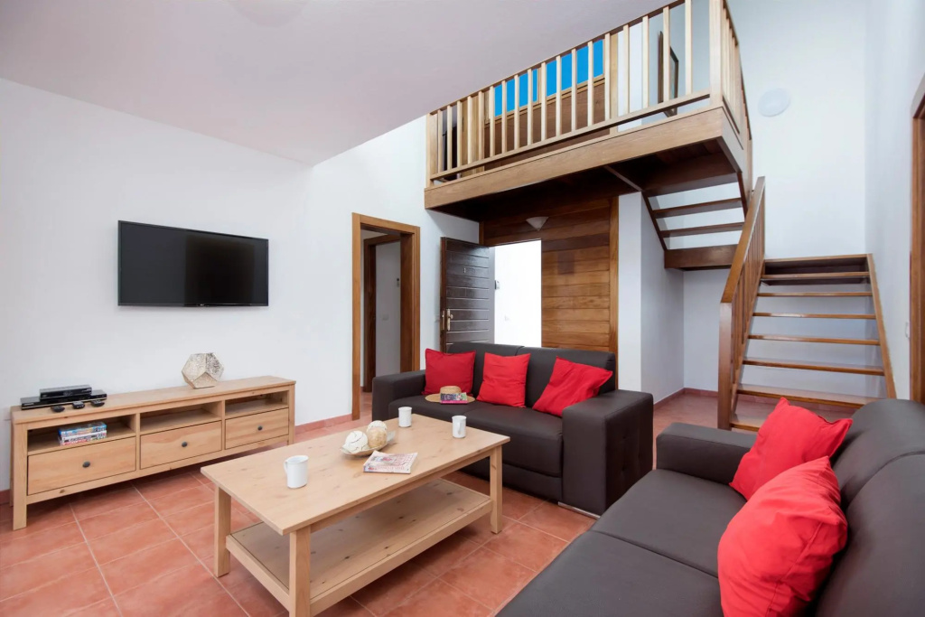 Villa Julianne 3 Heated Private Pool Walk to Beach A C Wifi Car Not Required - 2571