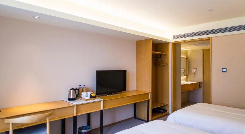 JI Hotel Nanchang Eight One Square