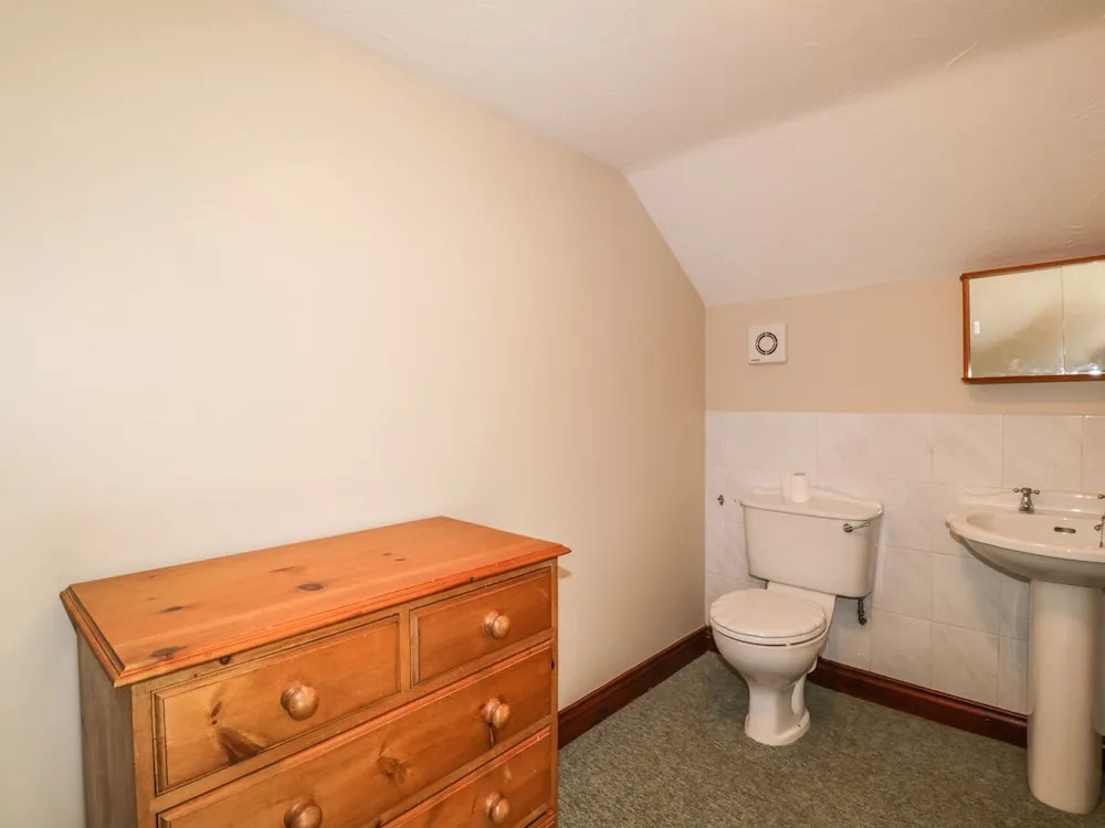 Cottage 4