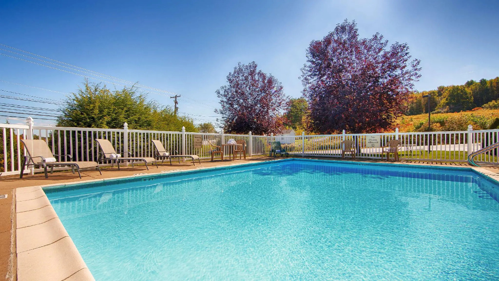 Best Western PLUS Executive Inn
