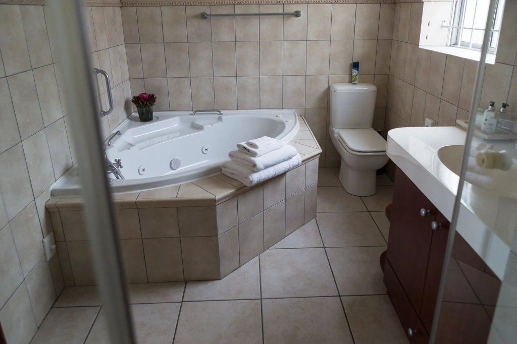 Blaauw Village Guest House