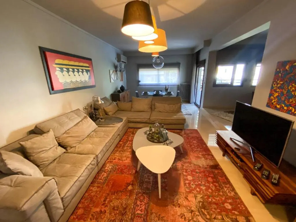 Lovely Luxurious Modern Apartment in Thessaloniki
