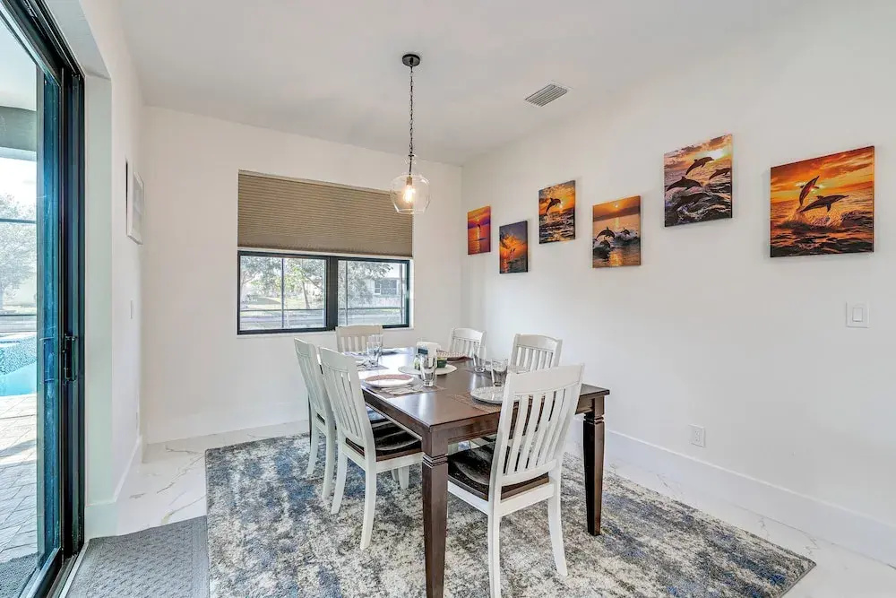 7 Mi to Dtwn Cape Coral: Home w/ Pool & Spa!