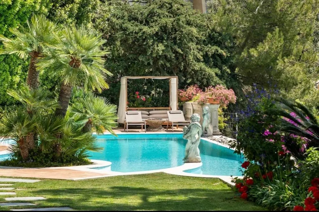 Sea View Suite Apartment In Historic Villa, Exclusive Experience