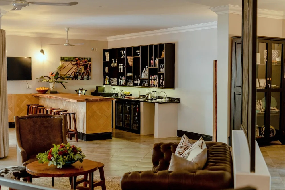 Nkosi Guest Lodge
