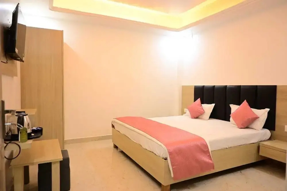 Hotel Kanha Inn Ayodhya