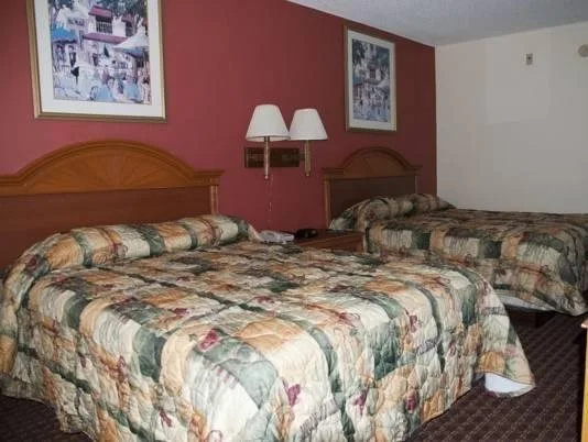 Tahitian Inn