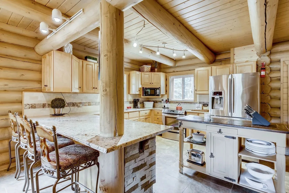 New Listing! Charming Log W/ Private Hot Tub - 3 Br Home