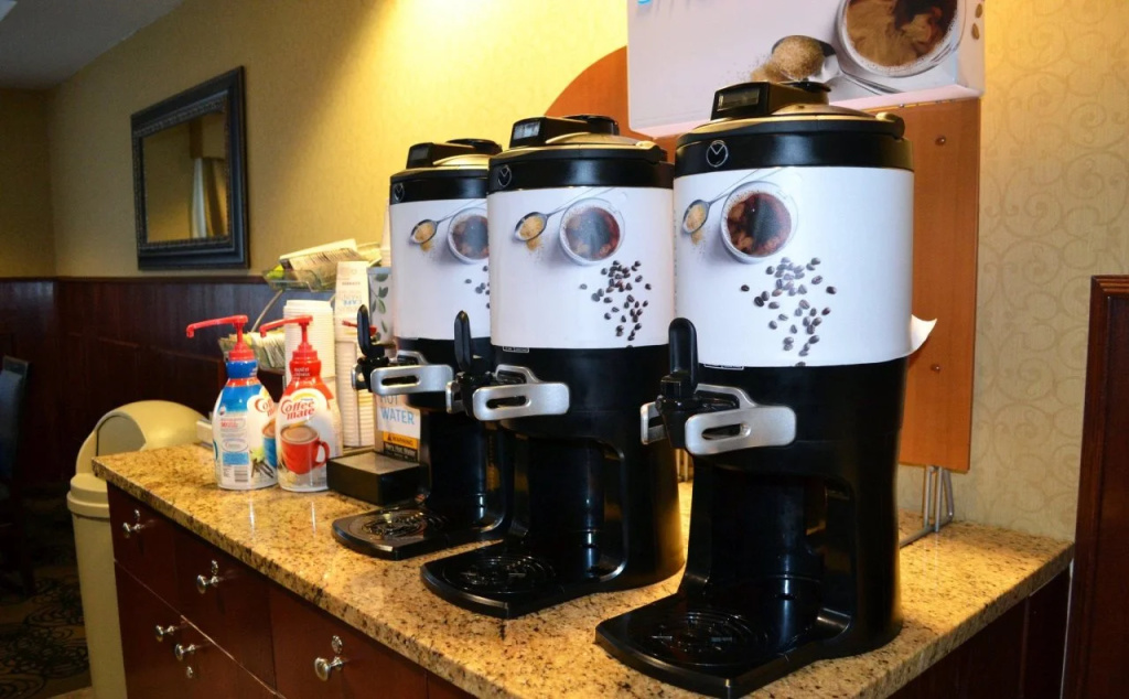 Holiday Inn Express Hotel & Suites-Hinton by IHG