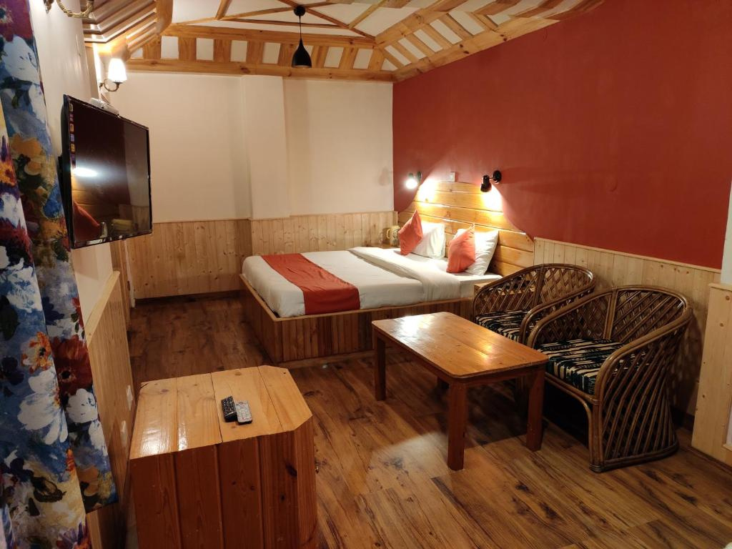 Hotel Pineview Shimla
