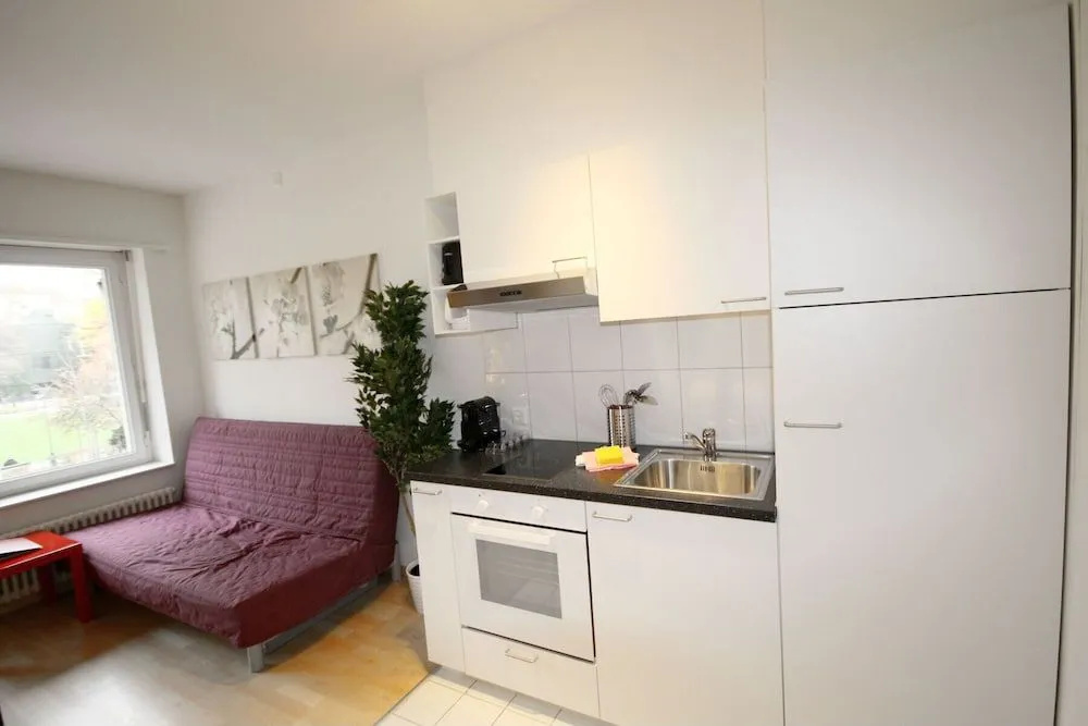 Hitrental Stauffacher Apartments