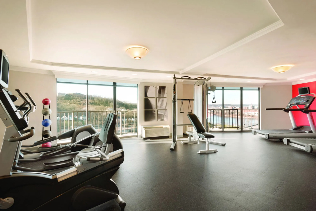 Radisson Hotel Cincinnati Riverfront