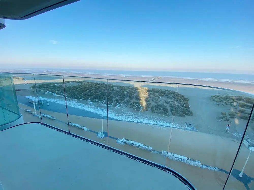 Beachside Stay with Views