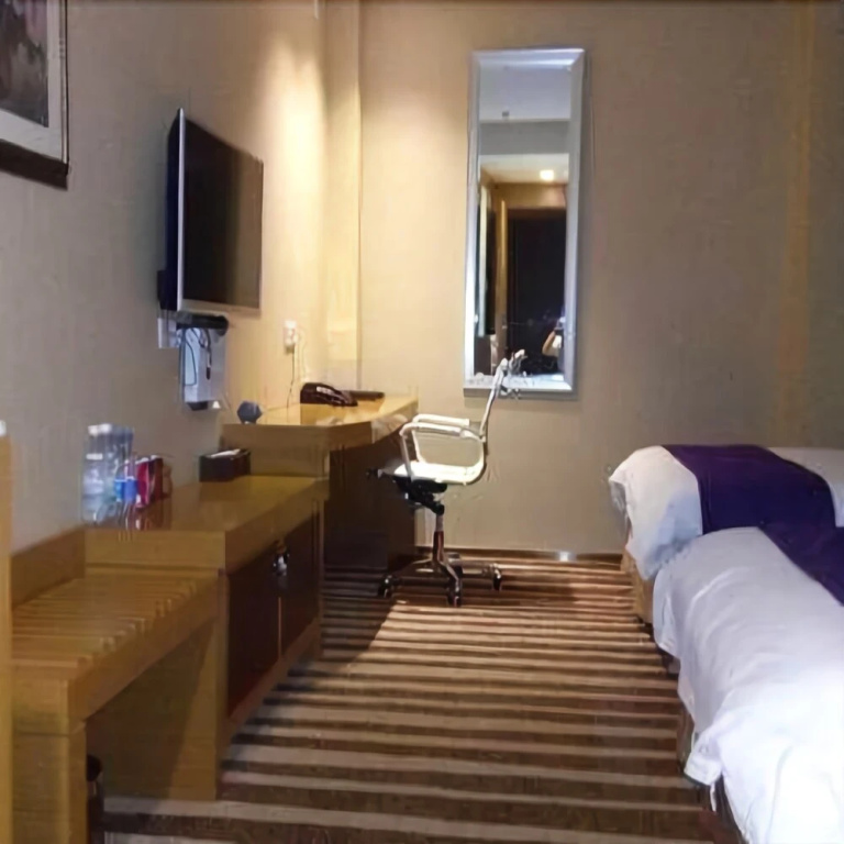 Boyue Hotel