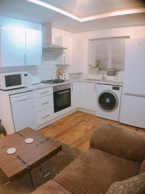 Comfortable double bedroom lovely bungalow