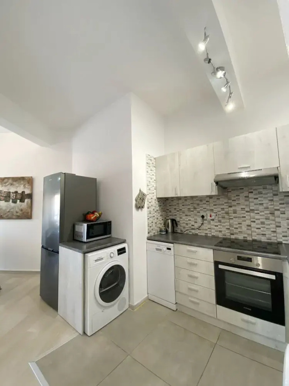 120 TLA - Stay Nest in Tala Apartment