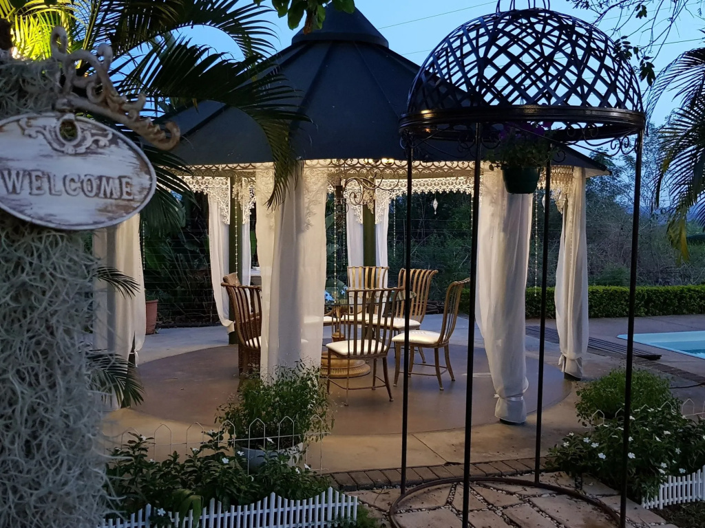 LoerieRoep Estate - Mountainview Selfcatering Accommodation Nelspruit