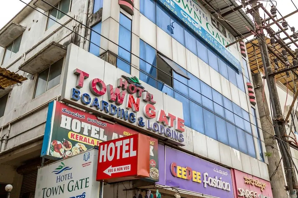 Hotel Town Gate