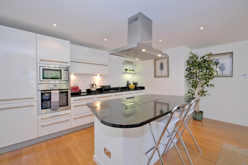 A Bright and Spacious Home Within Easy Reach of Aberdeen City Centre