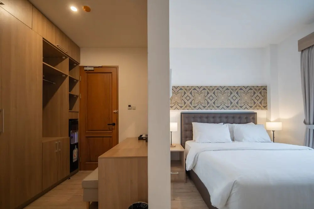 Cove Bening Boutique (Syariah)