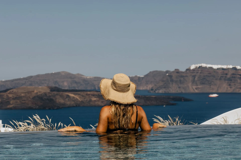 Akrorama Villa & Suites