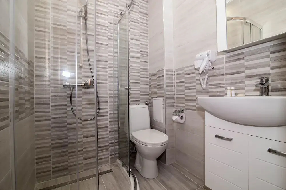 Brand New Apartment With Pool, gym and Playground