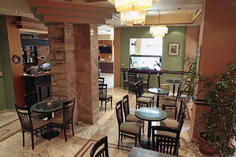 Hotel Regency