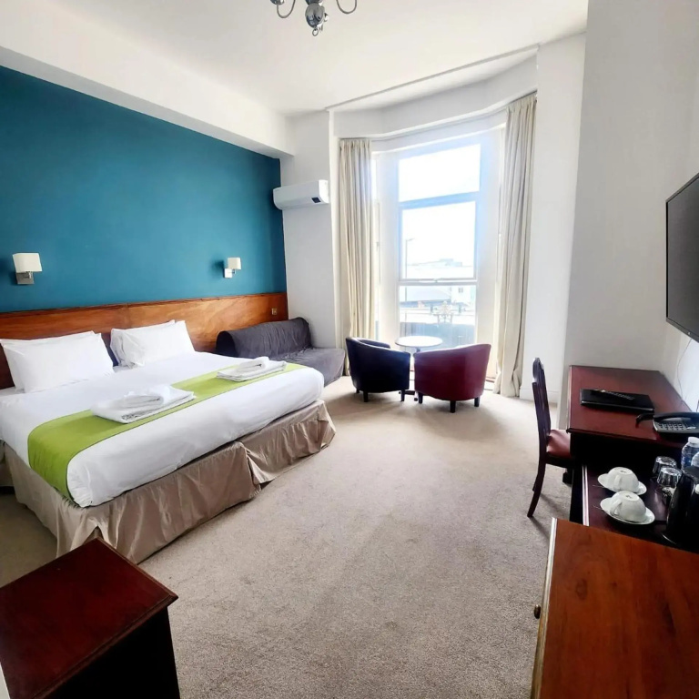 Keppels Head Hotel