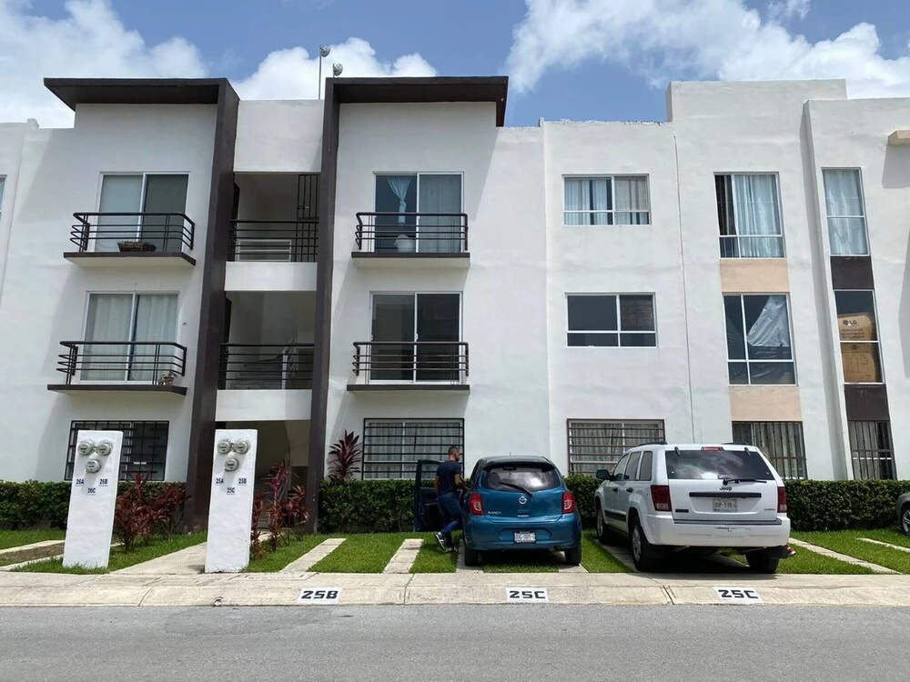 Lovely Third Floor3 Bedroom2 Bath Condo With Pool