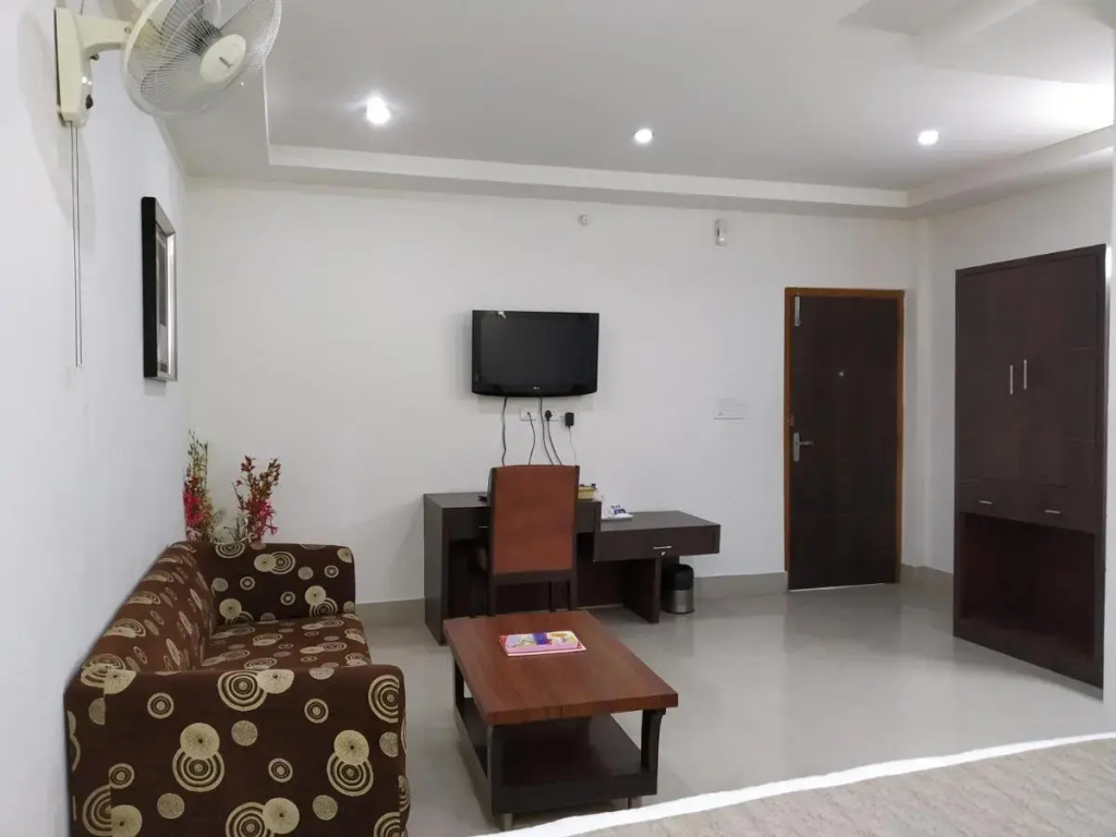 Hotel SC Grand