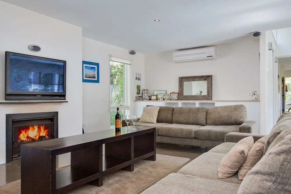 Portsea Place