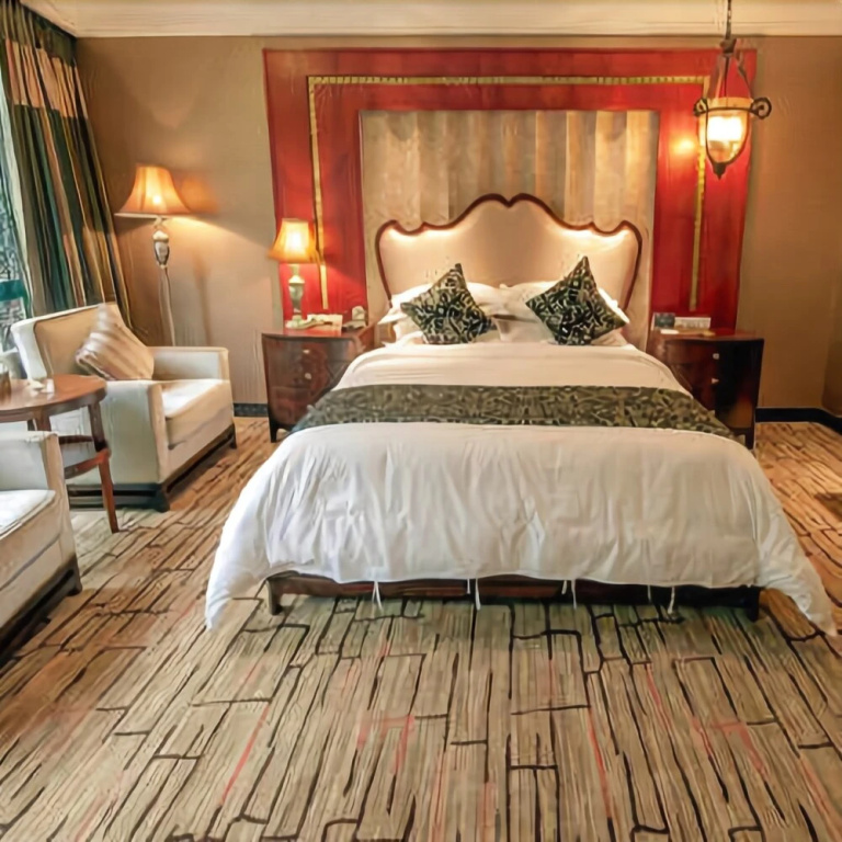 Nanbin 108 Hotel