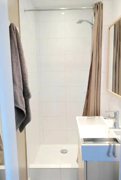 Apartment With one Bedroom in Port-en-bessin-huppain, With Wonderful sea View and Wifi - 6 km From the Beach