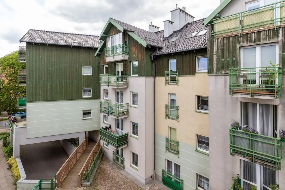 Malczewskiego Apartment by Renters