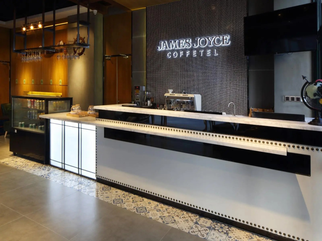 James Joyce Coffetel·Shenzhen Huanan City