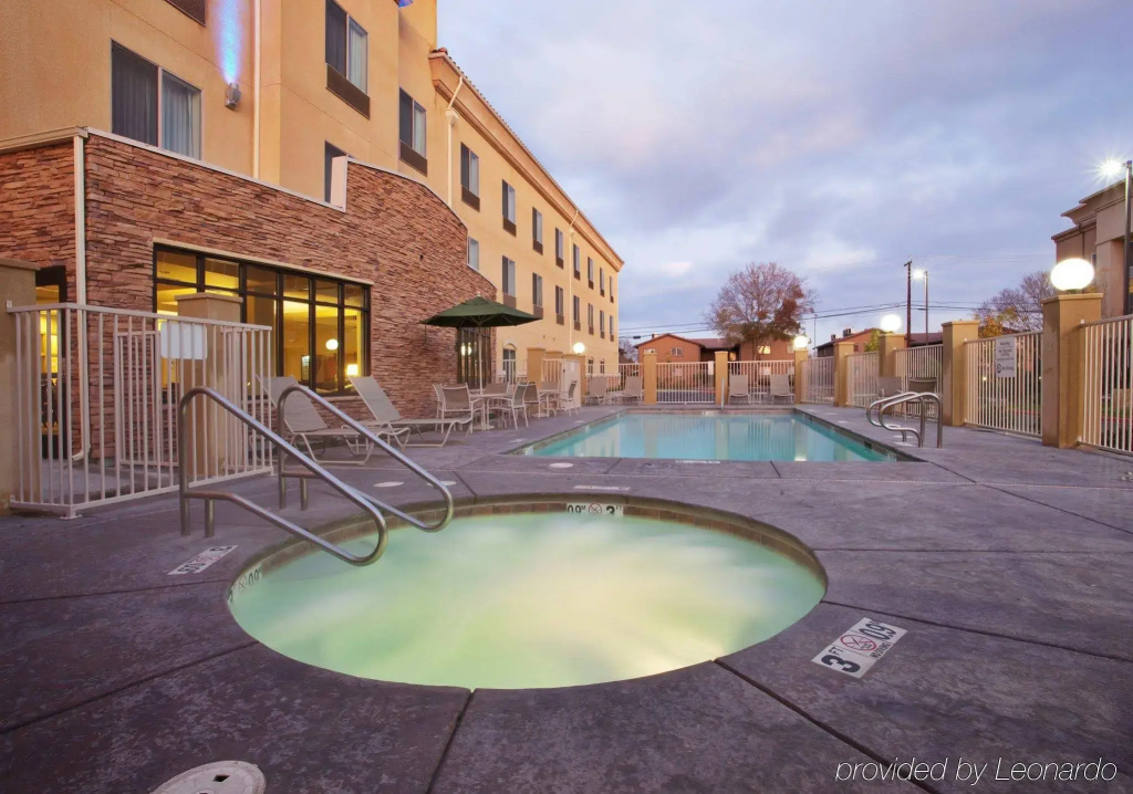 Holiday Inn Express & Suites Merced - Yosemite Natl Pk Area by IHG