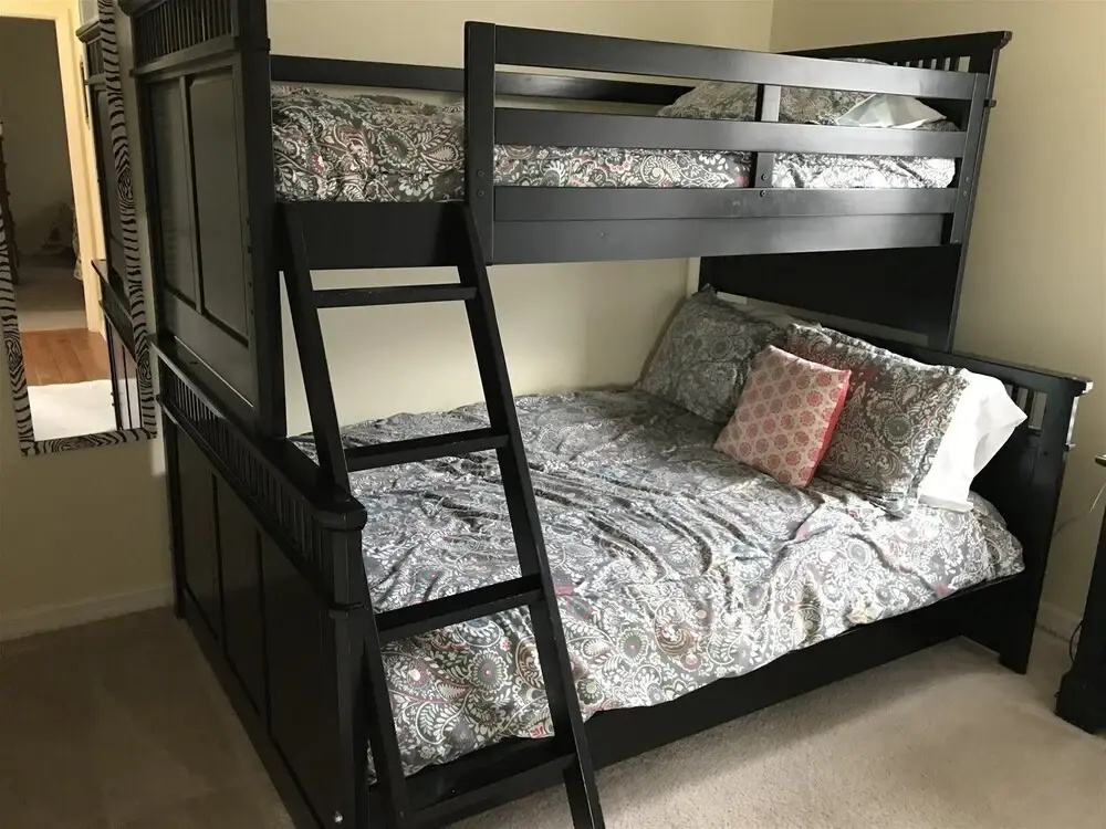 7 Bed 1809