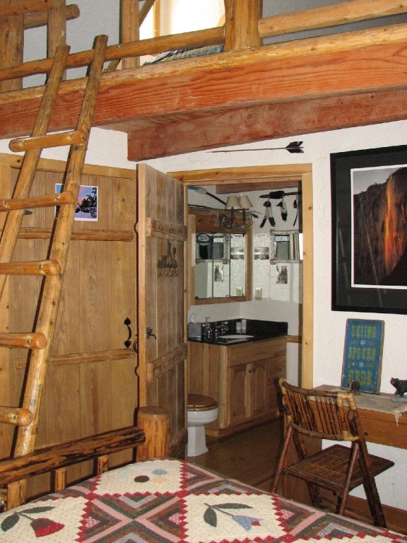Lost Trail Lodge