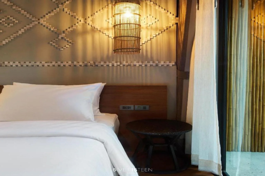 515 VICTORY Hotel