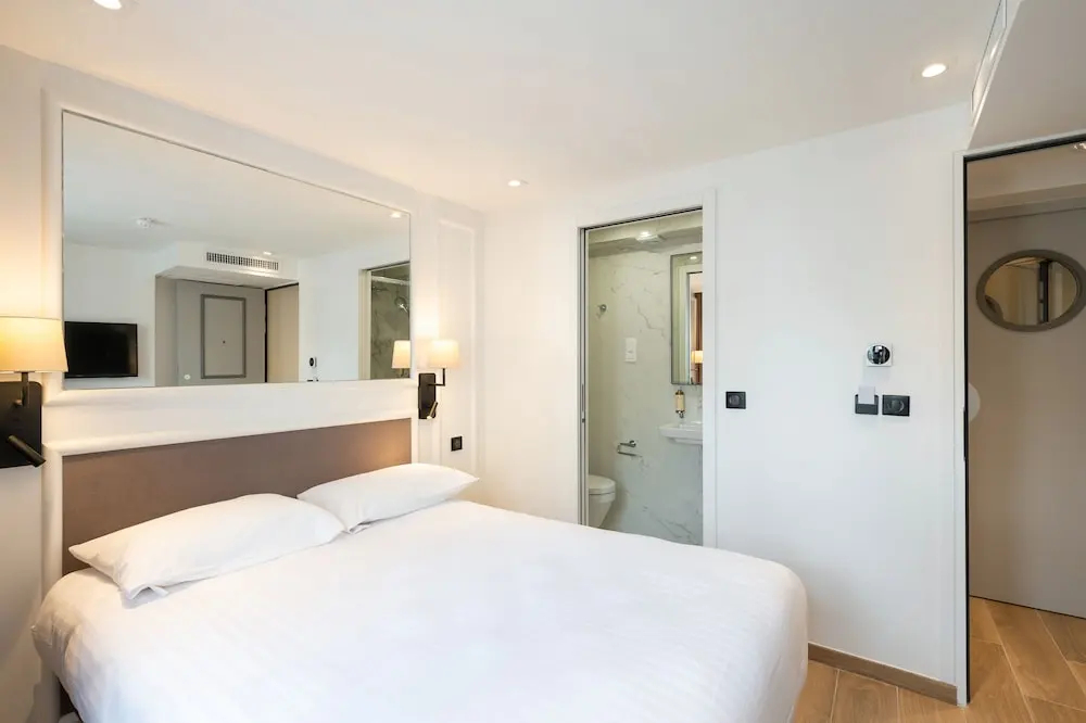 Private Apartment and Terrace Le Marais