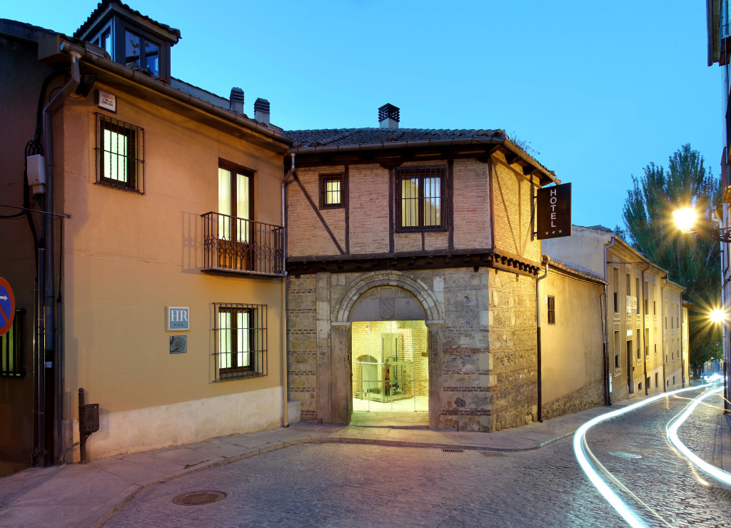 Dorma Casa de Los Linajes