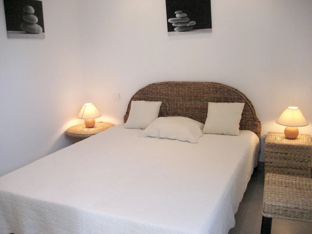 Villa with 5 Bedrooms in Sainte-Lucie de Porto-Vecchio, Zonza, with Private Pool, Enclosed Garden And Wifi - 150 M From the Beach
