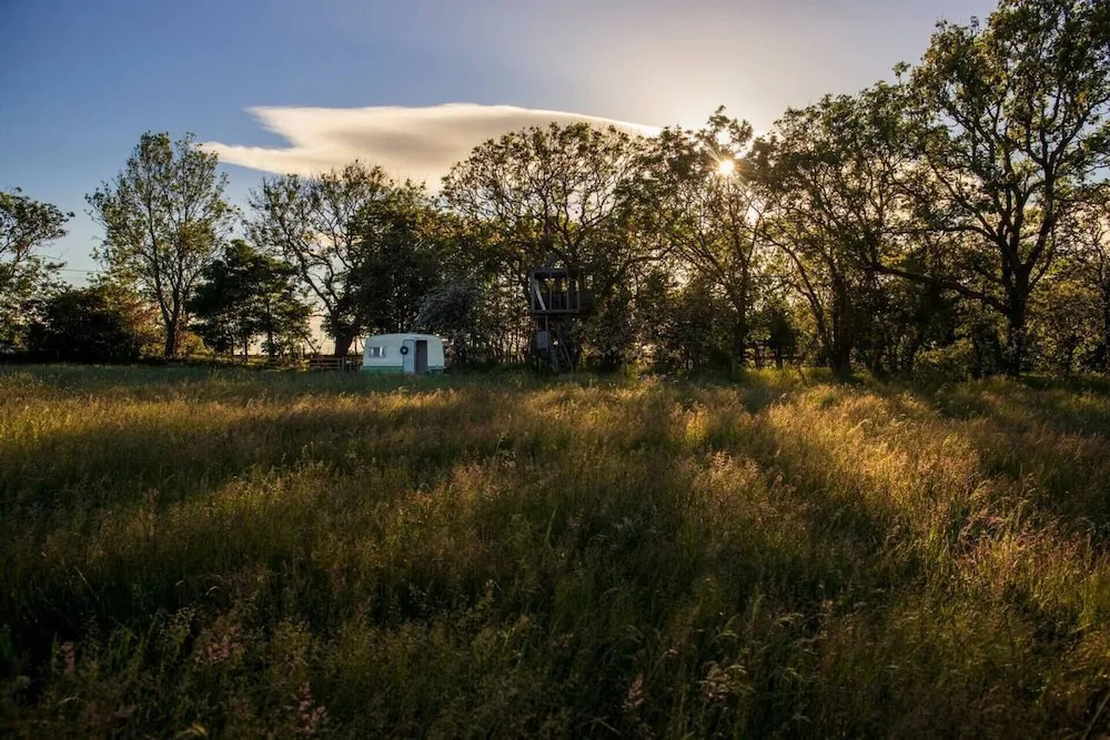 Private Glamping in a Vintage Caravan & Bell Tent