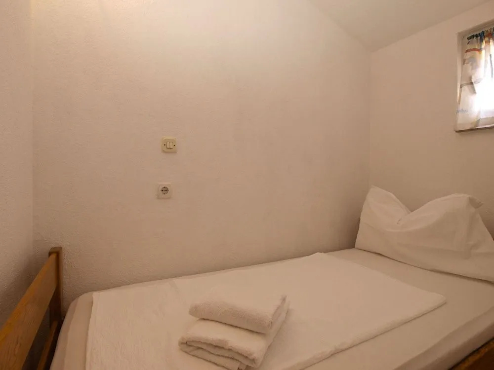 Apartment 1680