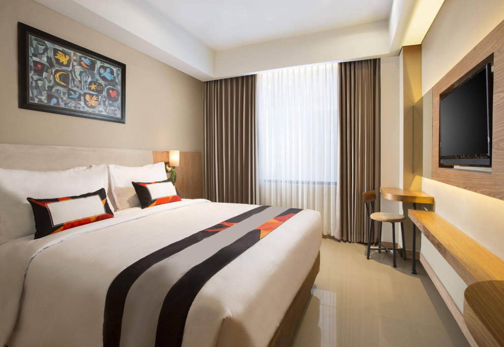 Yellow Star Ambarukmo Hotel