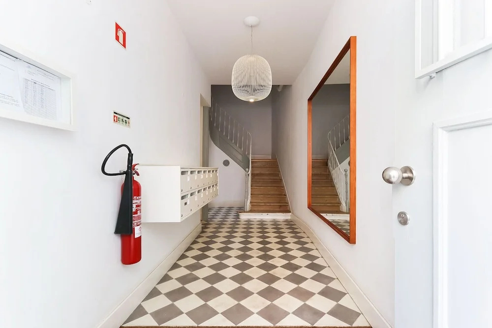 Alfama Deluxe by Homing